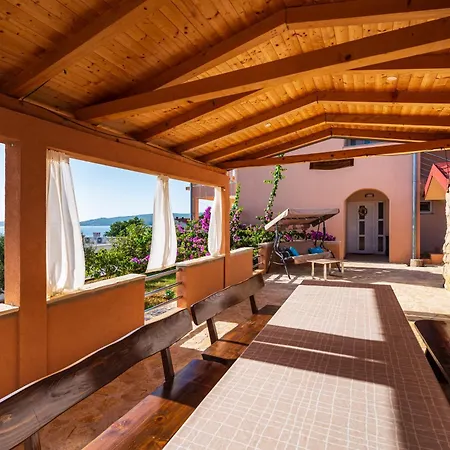 Marina דירה